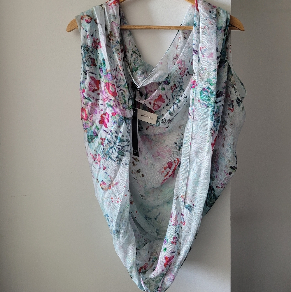 Francesca's Nicole Miller Seanne Floral Kimono
